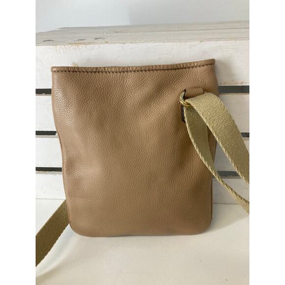 MICHAEL KORS SMALL NUDE TAN PEBBLED LEATHER CROSSBODY BAG - Picture 4 of 13